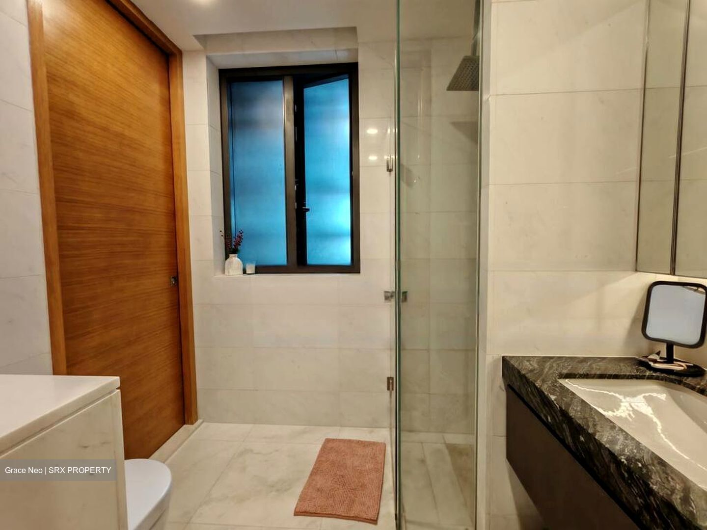 Straits View (D1), Condominium #454584381